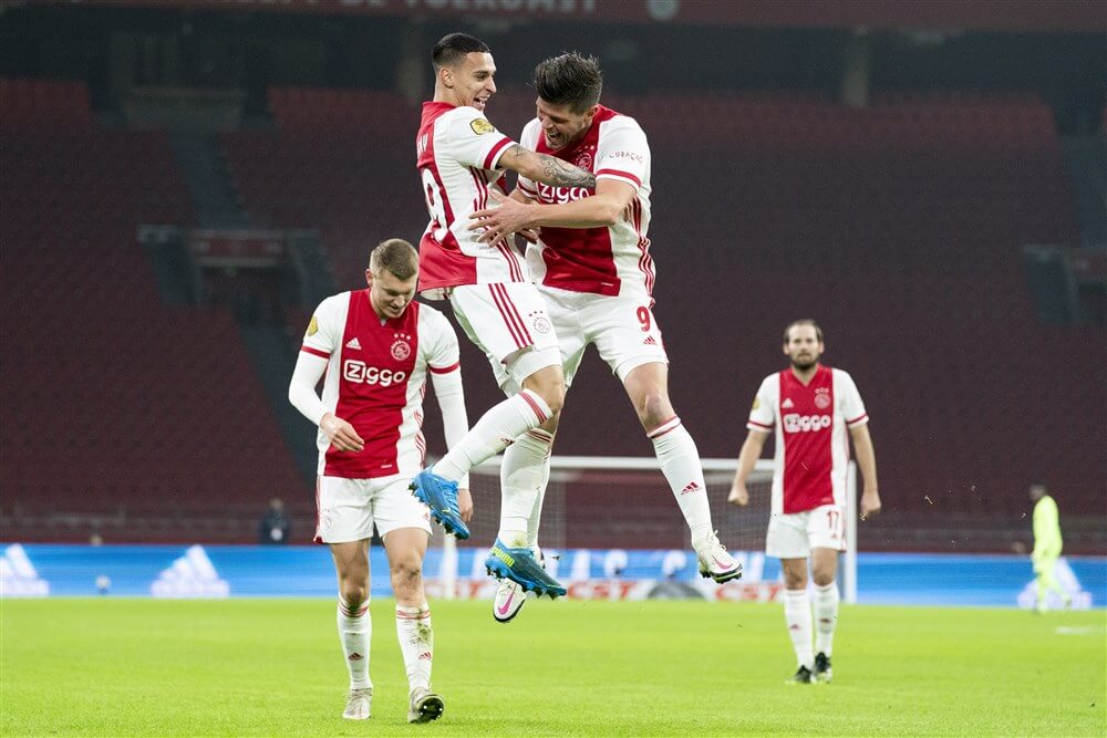 Ajax voorkomt vierde nederlaag op rij door PEC Zwolle simpel aan de kant te zetten; image source: Pro Shots