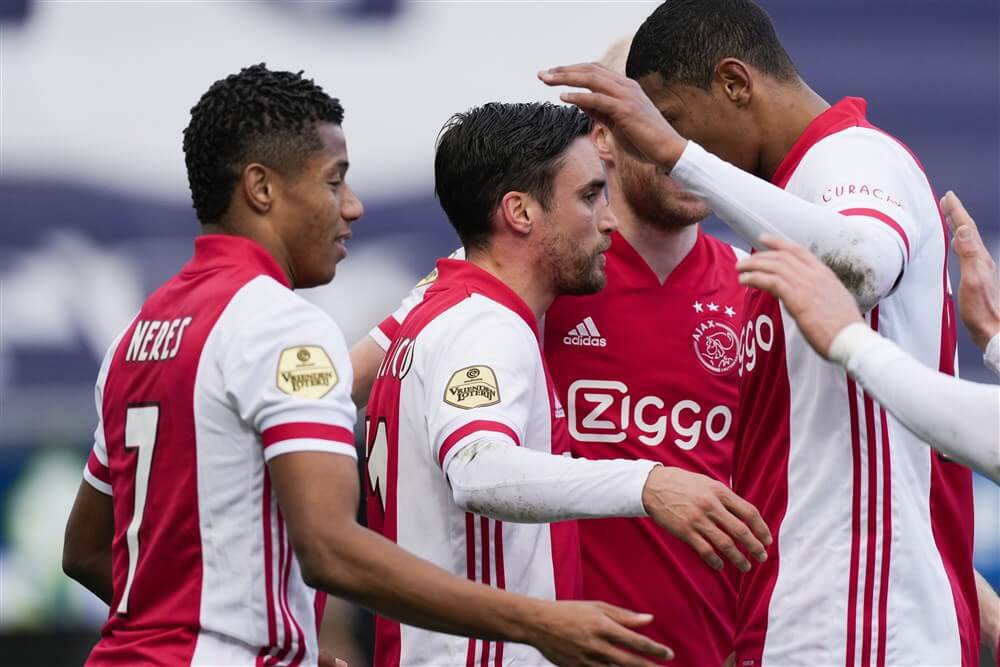 Oppermachtig Ajax hoeft in Zwolle het gaspedaal maar half in te duwen; image source: Pro Shots