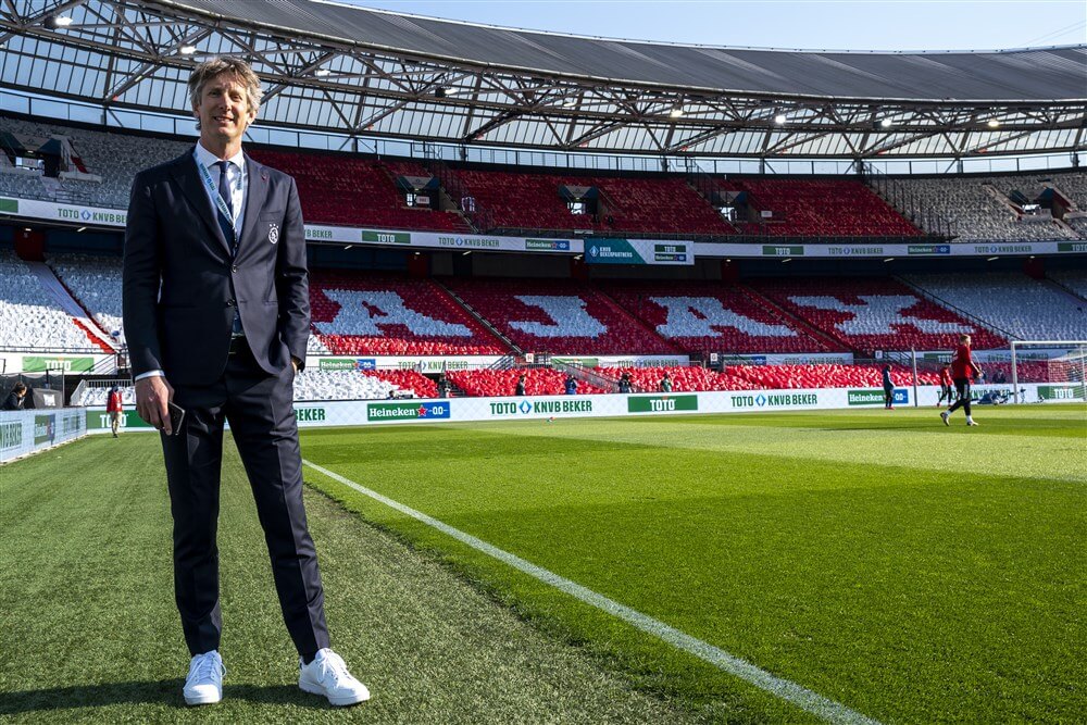 Edwin van der Sar: "We zijn in gesprek met de RvC van Ajax over een nieuw contract"; image source: Pro Shots