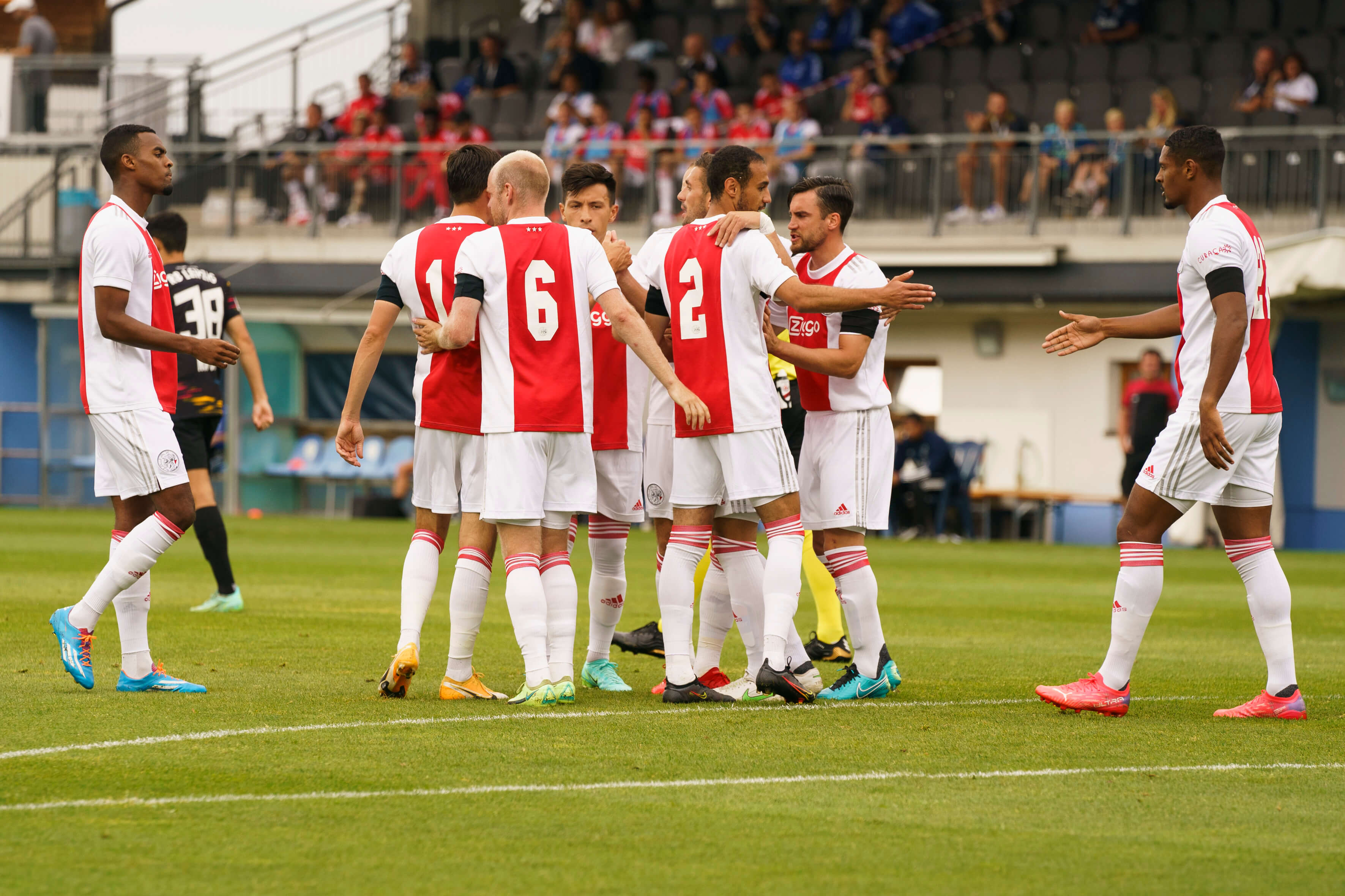 Ajax in oefenwedstrijd gelijk tegen RB Leipzig; image source: Pro Shots