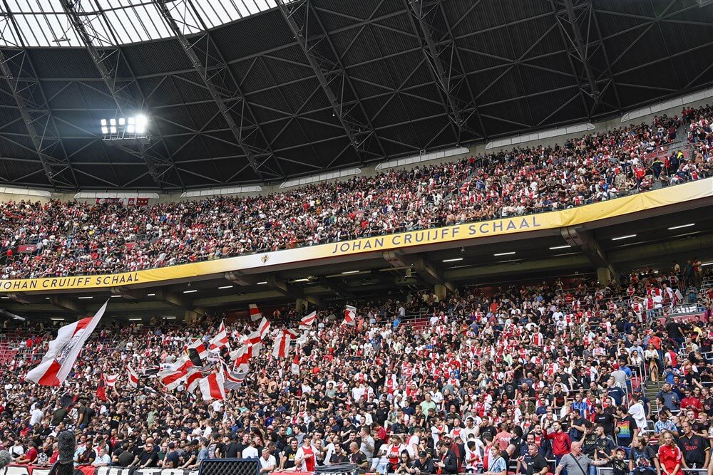 "Ajax - PSV dit seizoen zonder uitsupporters"; image source: Pro Shots