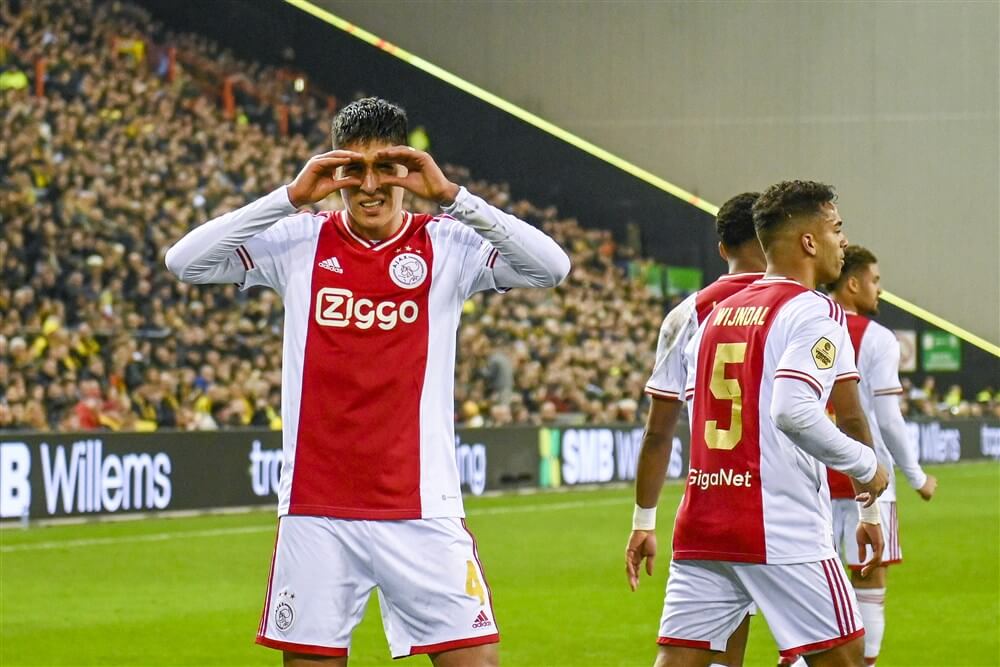 Edson Álvarez kopt Ajax naar winst tegen Vitesse; image source: Pro Shots