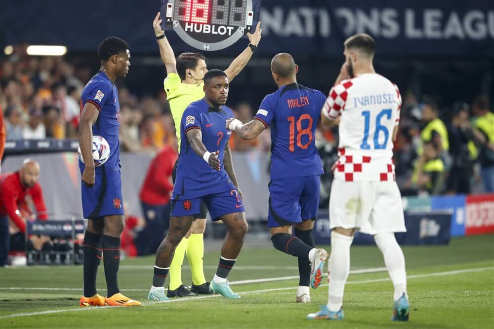 Steven Bergwijn na verlenging met Nederlands elftal onderuit tegen Kroatië; image source: Pro Shots