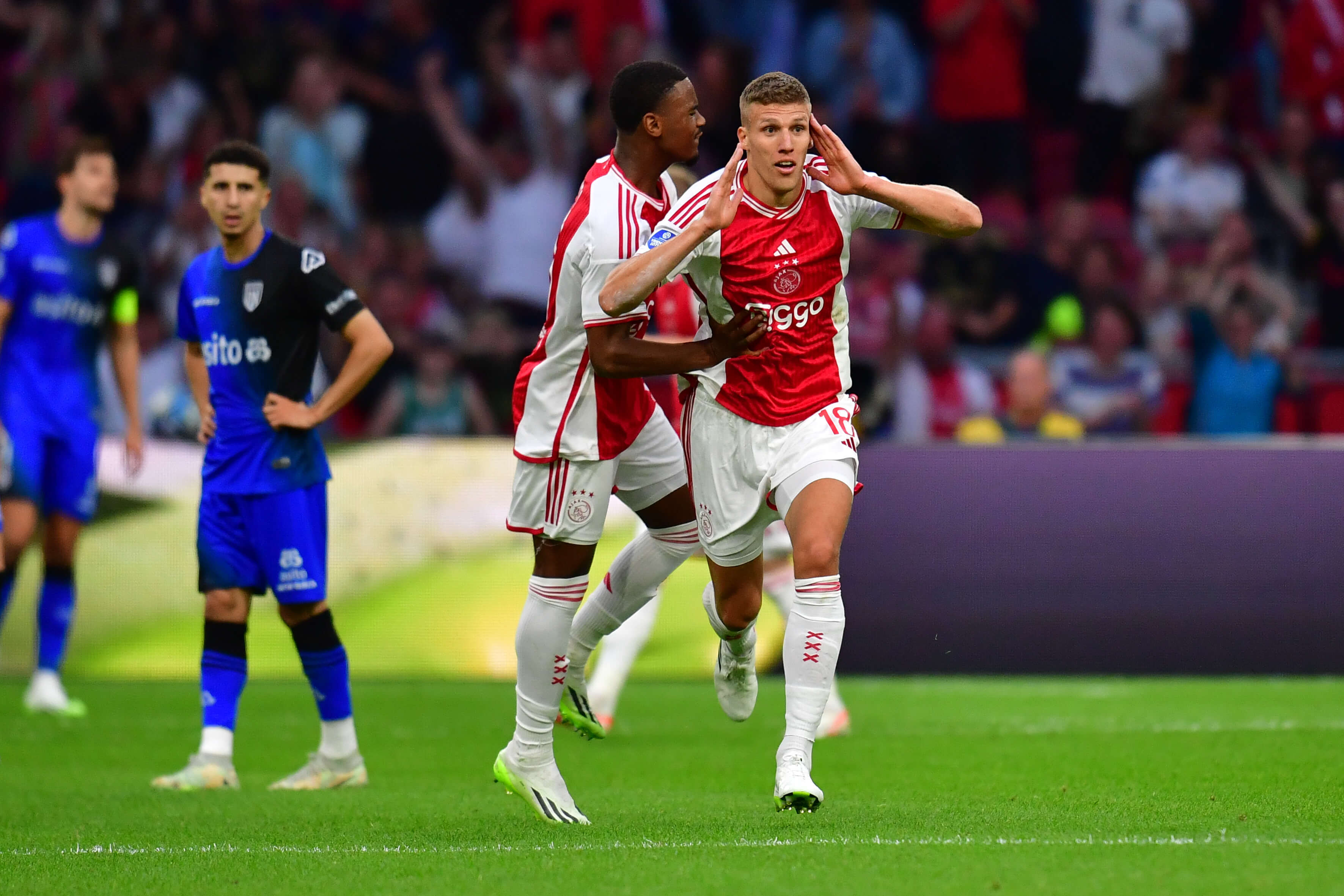 Ajax wint eerste competitiewedstrijd met 4-1 van Heracles Almelo; image source: Pro Shots
