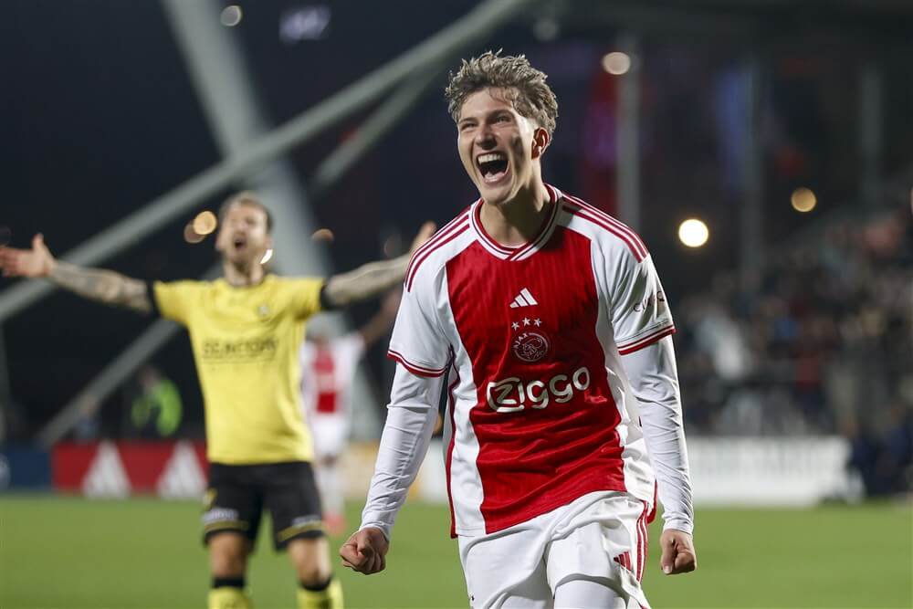 Jong Ajax pakt eerste overwinning van seizoen; image source: Pro Shots