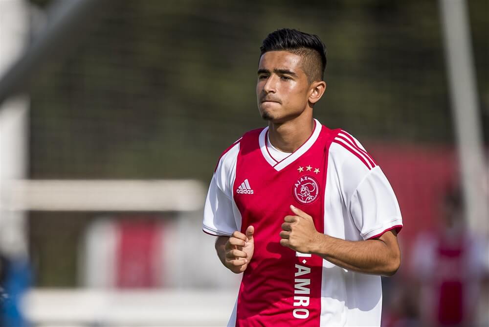 Naci Ünüvar tekent eerste contract bij Ajax; image source: Pro Shots