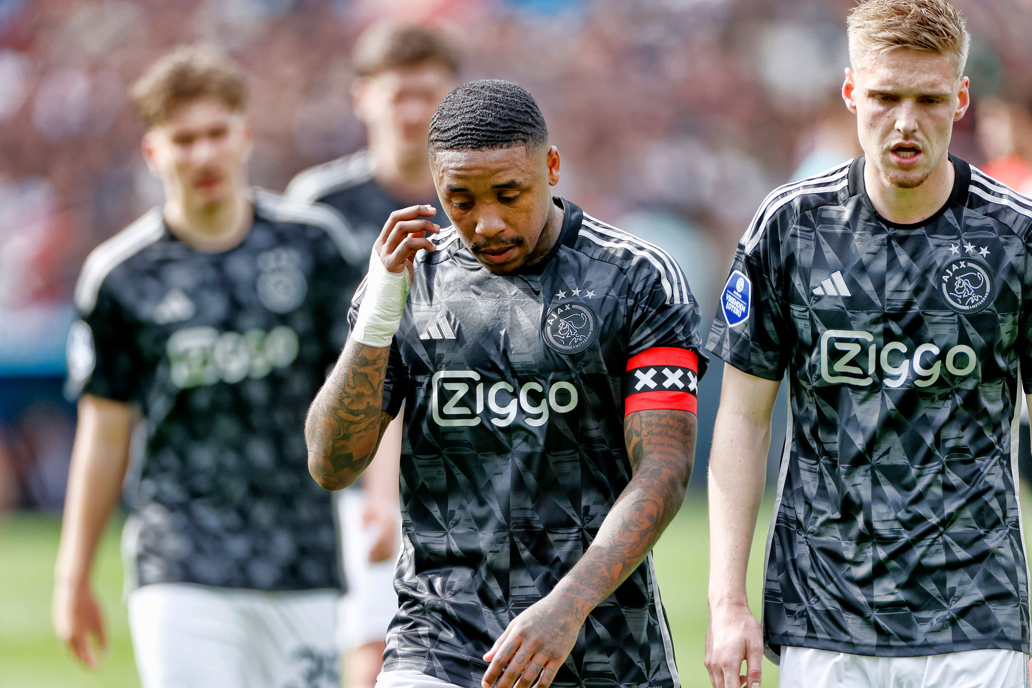 Ajax wordt weggeveegd en verliest met 6-0 in Rotterdam; image source: Pro Shots