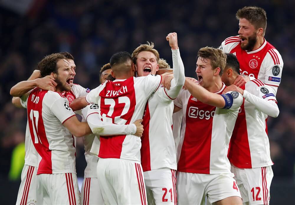 Willem van Hanegem: "Ajax is zeker niet kansloos tegen Real Madrid"; image source: Pro Shots