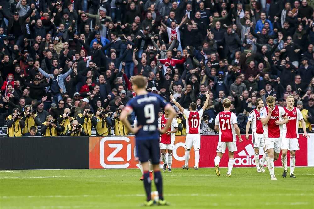 Ajax lijkt te kunnen rekenen op extra kaarten voor JCS, nauwelijks belangstelling vanuit Eindhoven; image source: Pro Shots