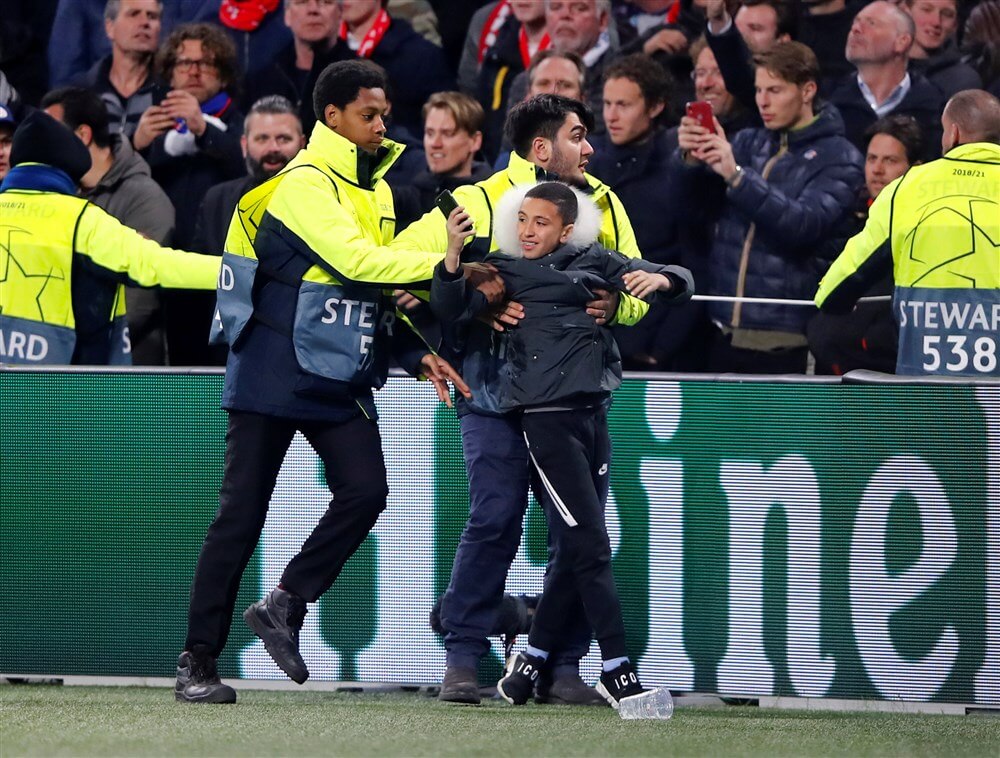 Ajax ontvangt opnieuw flinke boete van UEFA; image source: Pro Shots