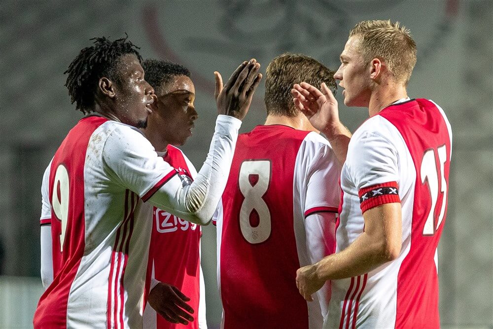 Jong Ajax in eigen huis veel te sterk voor Den Bosch; image source: Pro Shots