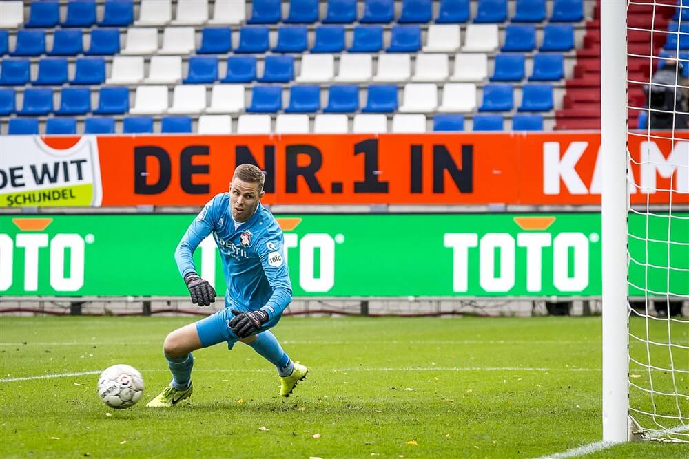 "Ajax ziet toch af van komst van Robbin Ruiter"; image source: Pro Shots