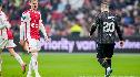 Ajax geeft overwinning in de blessuretijd weg tegen NEC