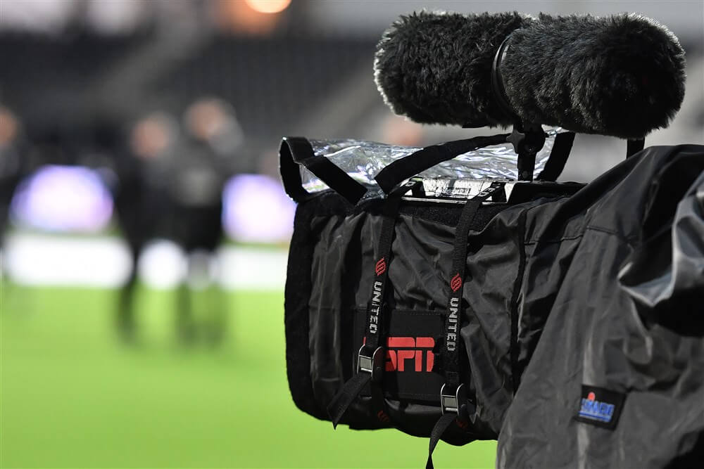 "Eredivisie-clubs niet akkoord met bod van ESPN"; image source: Pro Shots