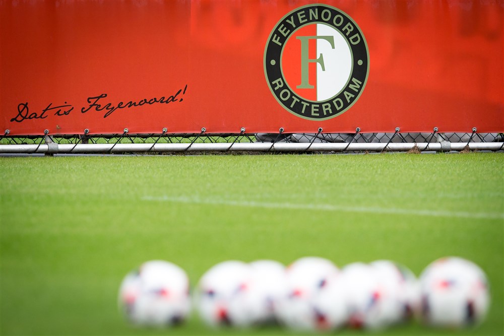 "UEFA tikt Feyenoord op de vingers vanwege financiële cijfers"; image source: Pro Shots