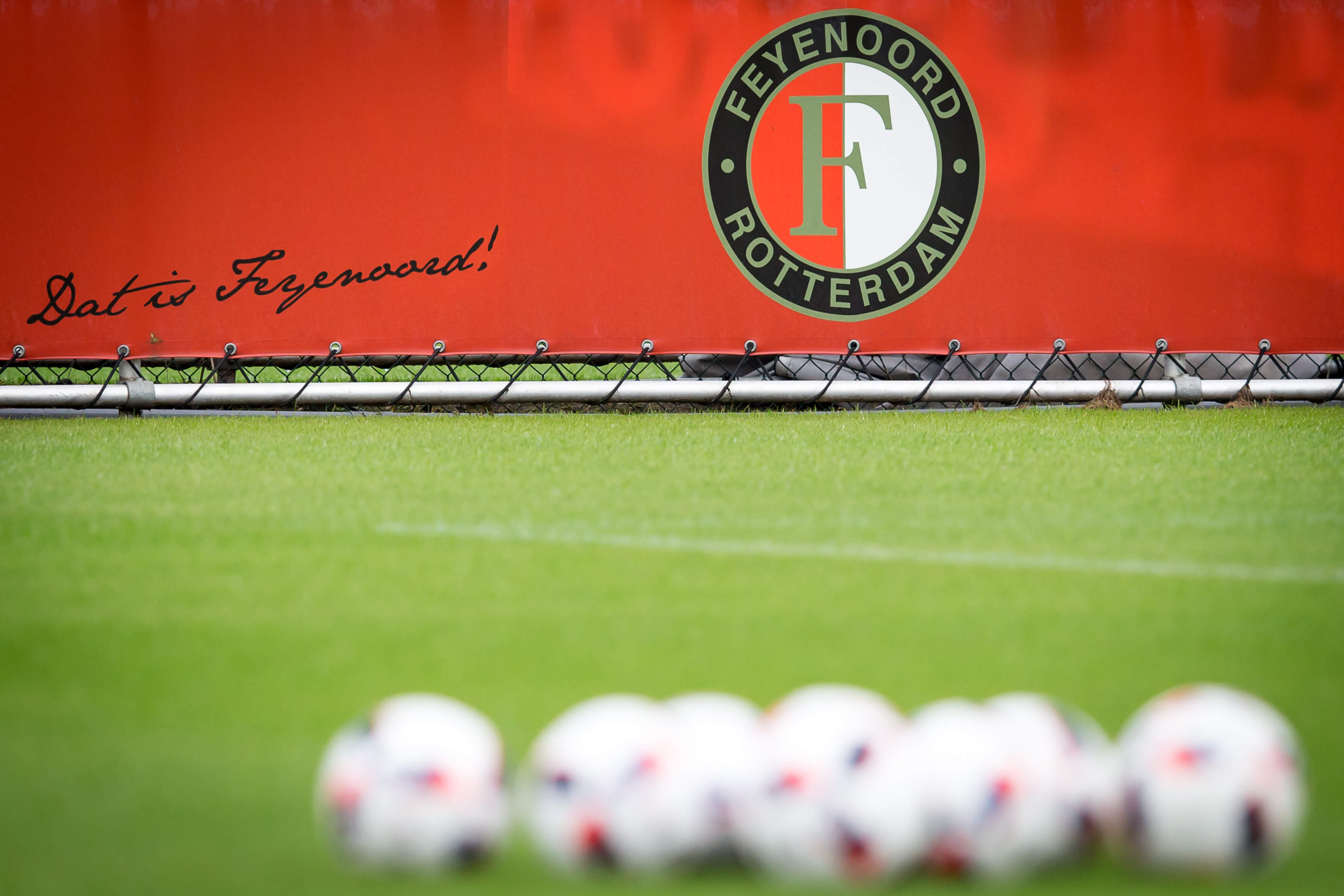 "Feyenoord heeft voorkeur voor uitstel Eredivisie"; image source: Pro Shots