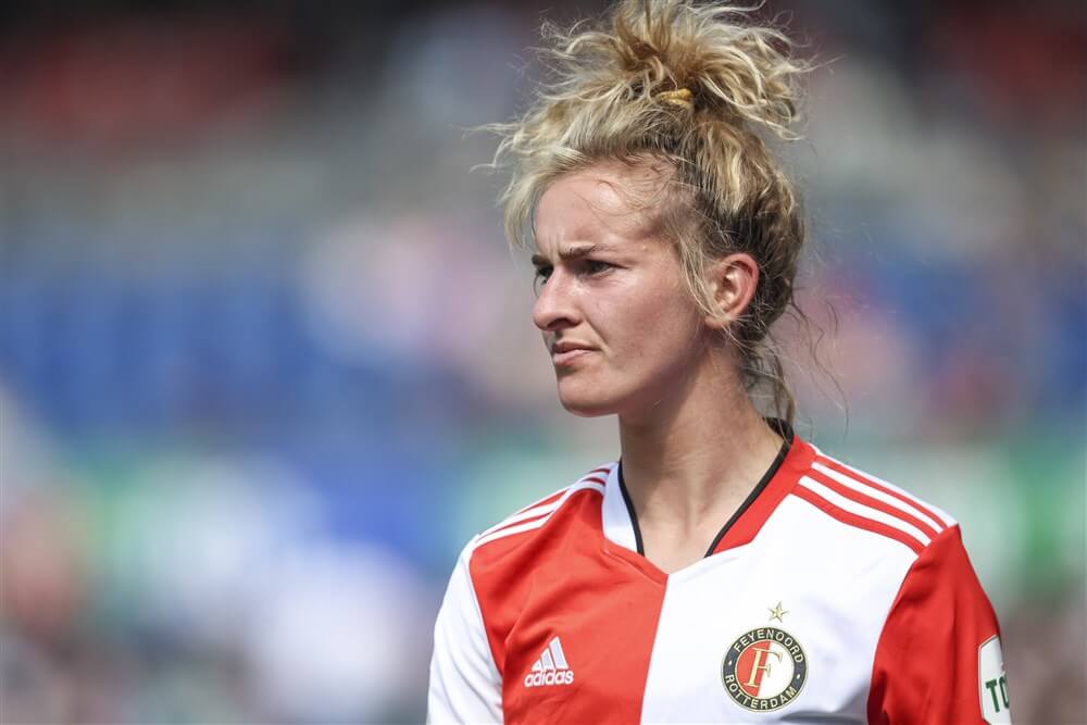 Feyenoord Vrouwen blijft aan kop na winst tegen VV Alkmaar; image source: Pro Shots