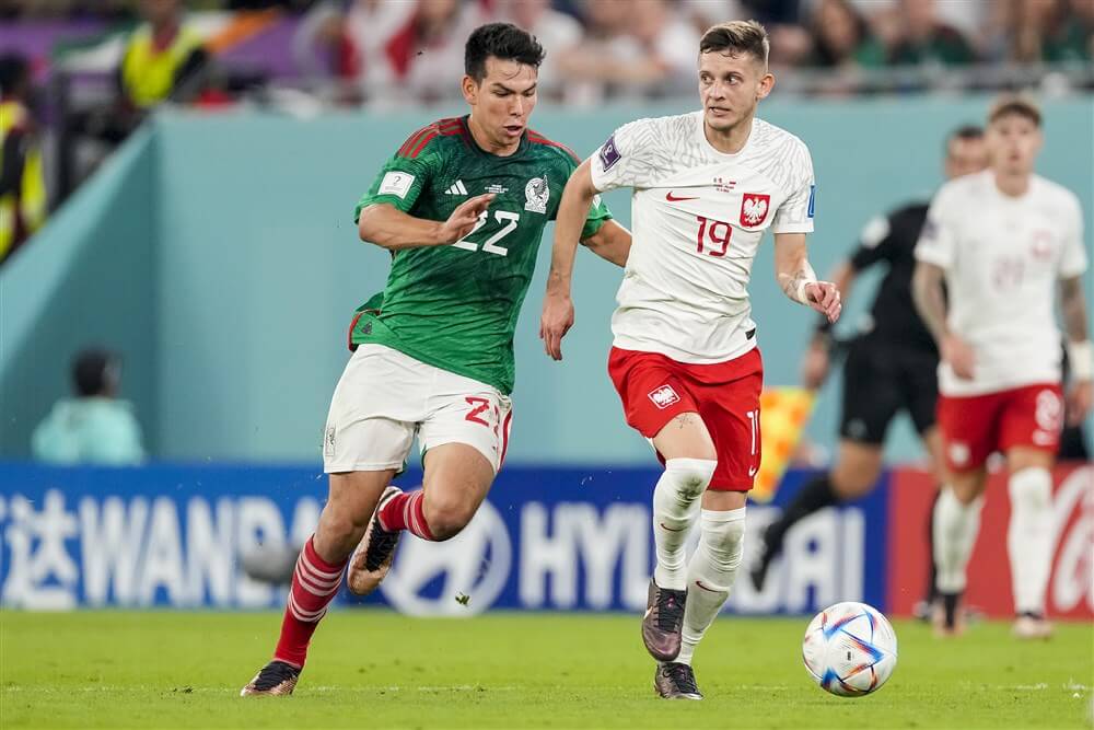 Sebastian Szymański met Polen gelijk tegen Mexico; image source: Pro Shots