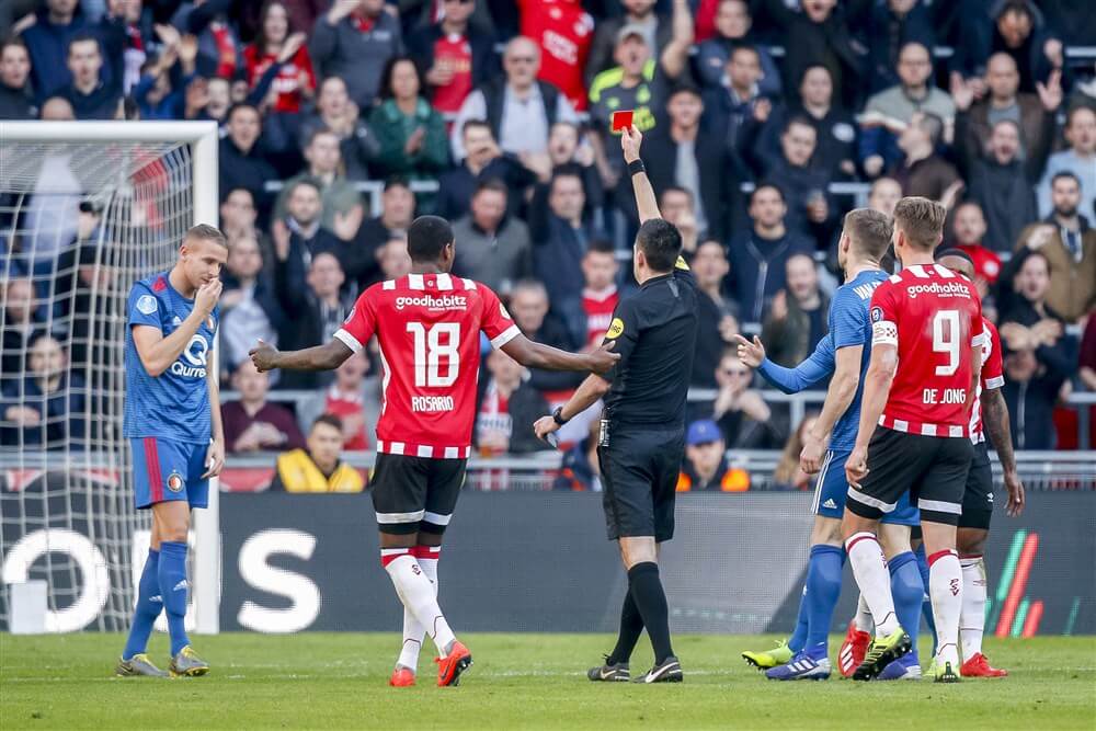 Sven van Beek mist Ajax-thuis na rode kaart tegen PSV; image source: Pro Shots
