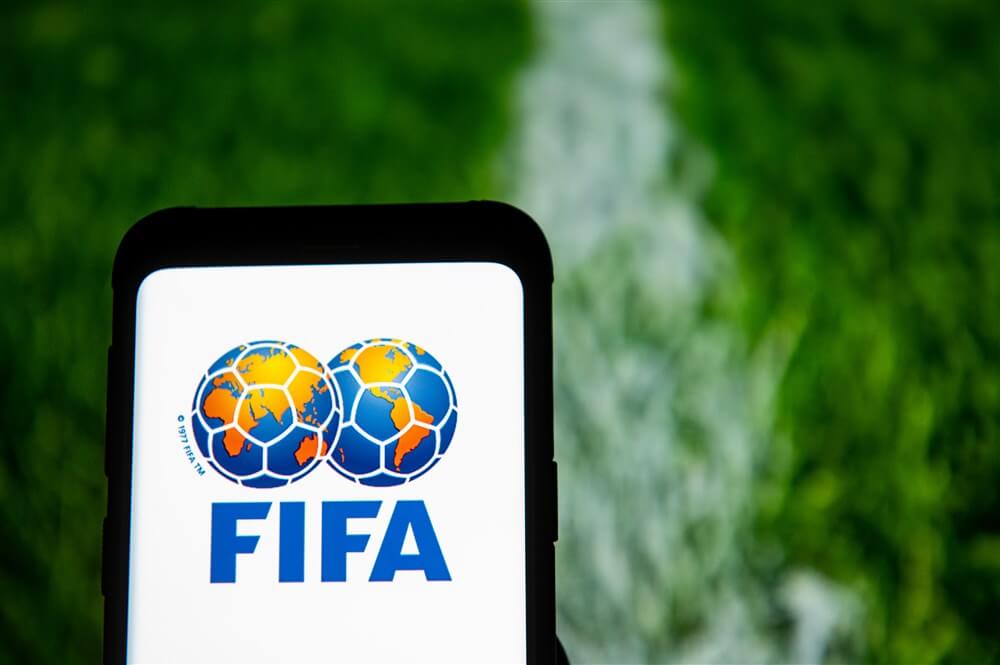 Voorstel FIFA: "Aflopende contracten langer laten doorlopen"; image source: Pro Shots