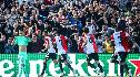 Feyenoord pakt punt tegen PSV na heerlijke comeback