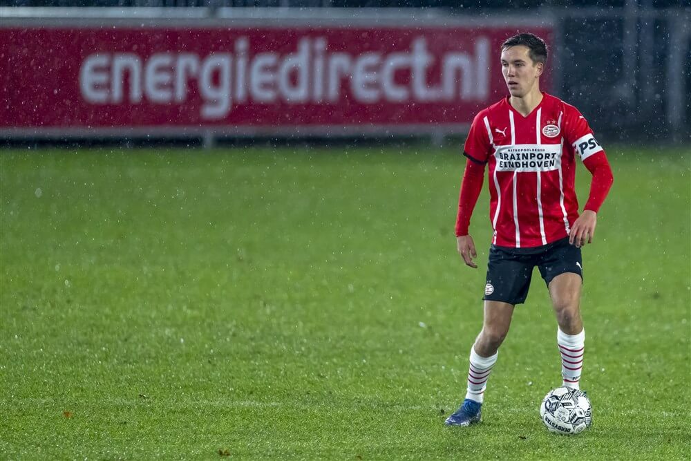 "Jong PSV"er Dennis Vos kan contract verlengen"; image source: Pro Shots