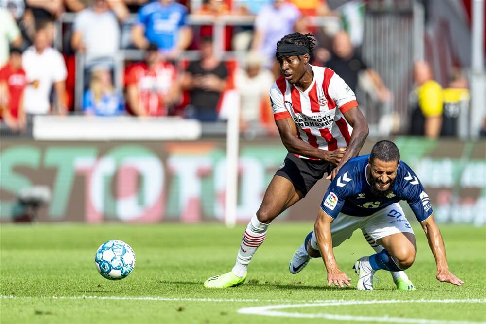 "PSV twijfelt over vervanging voor Noni Madueke"; image source: Pro Shots