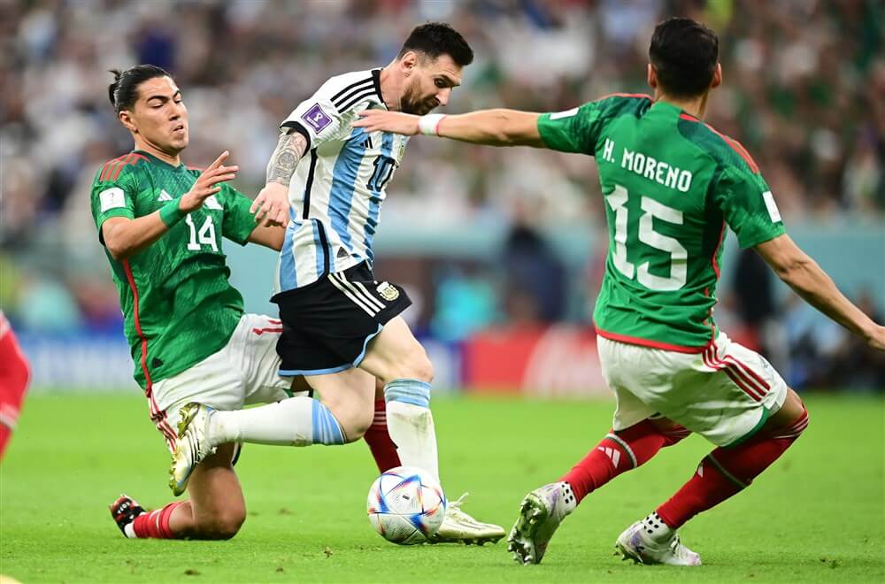 Érick Gutiérrez met Mexico onderuit tegen Argentinië; image source: Pro Shots