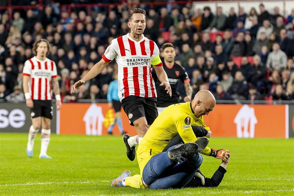 Sevilla-doelman Marko Dmitrović: "Dit demonstreert goedheid van supporters van PSV"; image source: Pro Shots