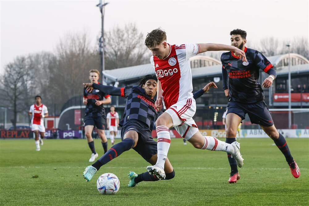Jong PSV in bizarre wedstrijd onderuit in Amsterdam; image source: Pro Shots
