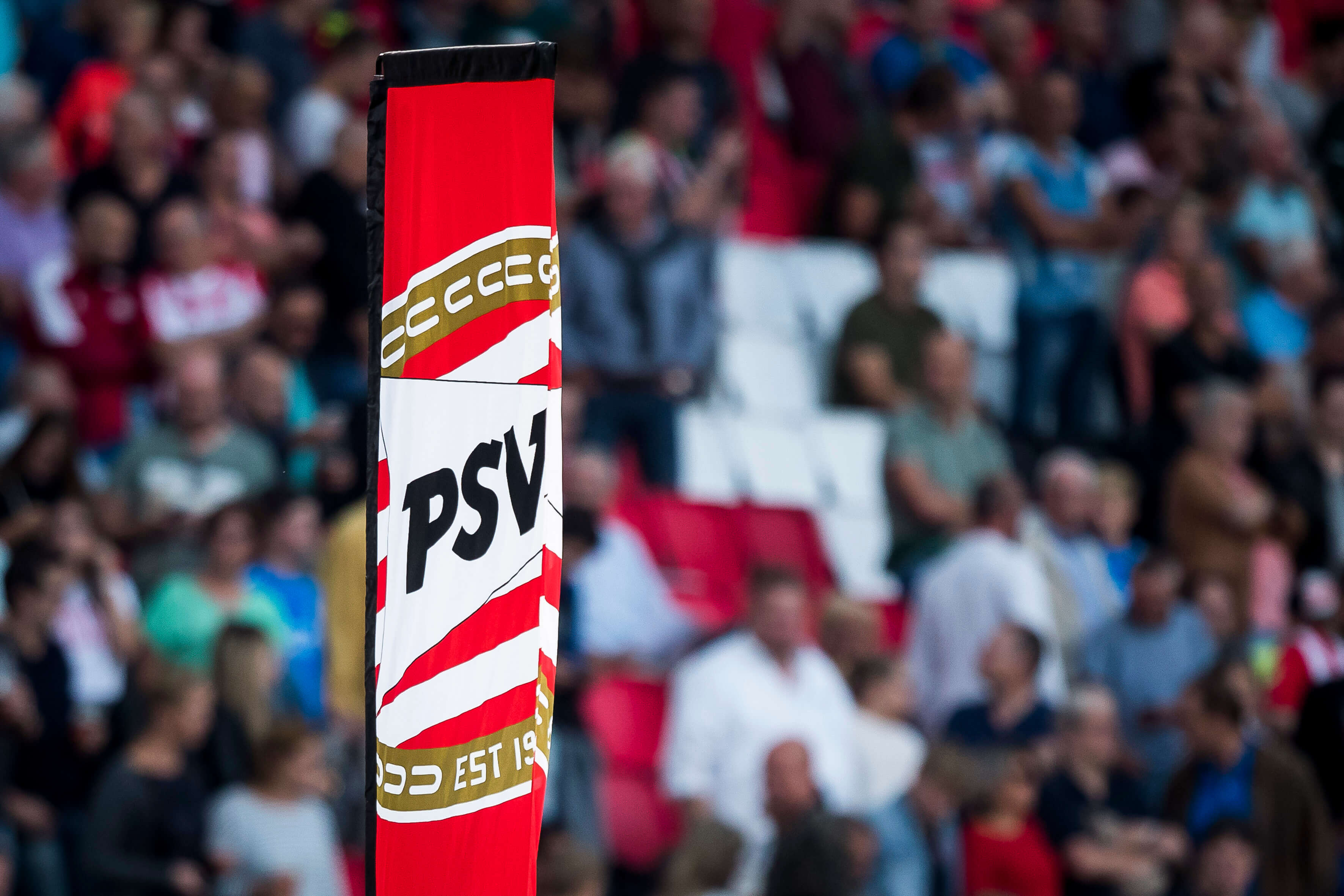 EDCO nieuwe Official Partner van PSV; image source: Pro Shots