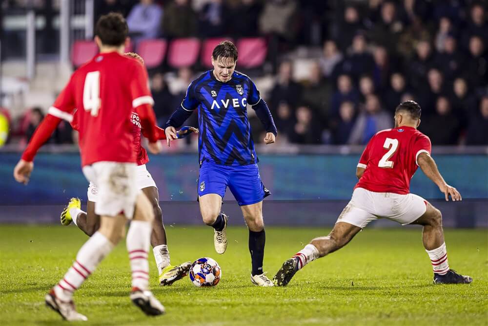 Jong PSV verspeelt na blunder wederom punten in slotfase; image source: Pro Shots