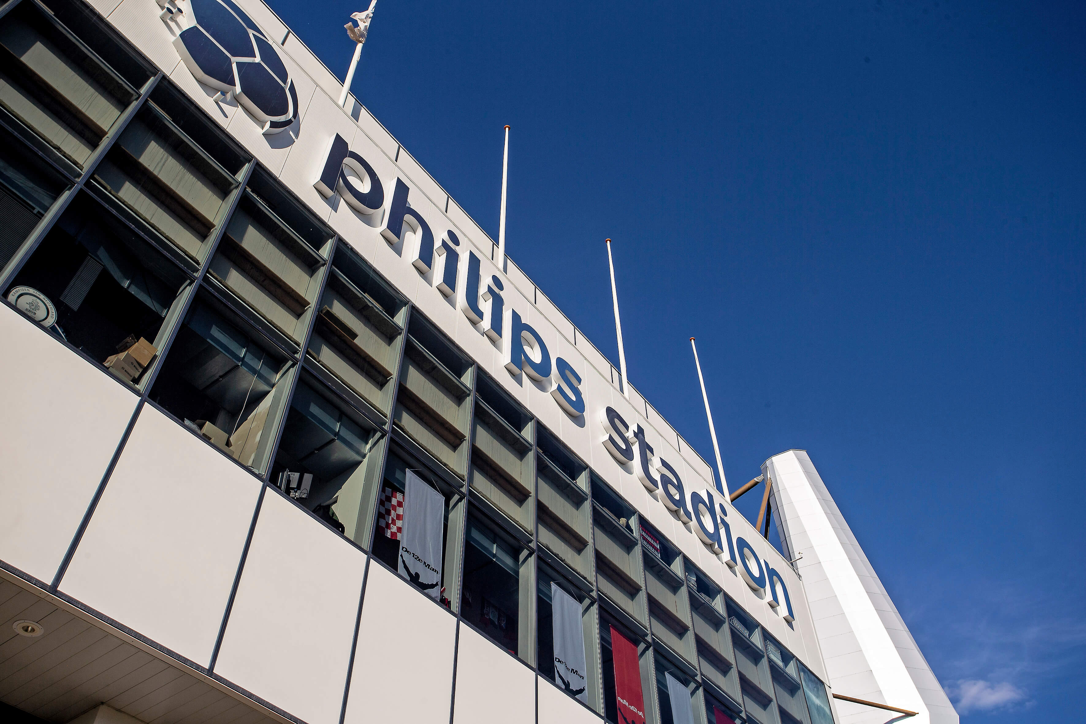 PSV laat Philips Stadion uit voorzorg grondig inspecteren; image source: Pro Shots