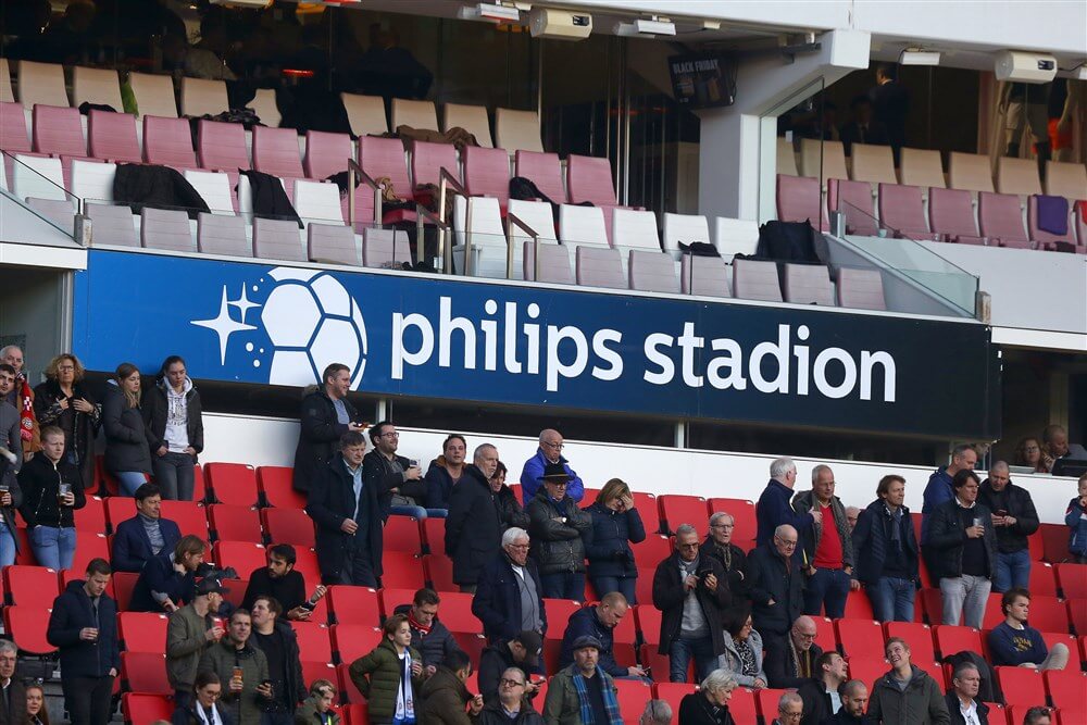 "PSV houdt stadionpoorten niet gesloten en dient verzoek in bij UEFA om duel te vervroegen"; image source: Pro Shots