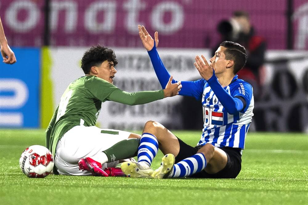 Jong PSV verspeelt opnieuw voorsprong en speelt gelijk in Lichtstadderby; image source: Pro Shots