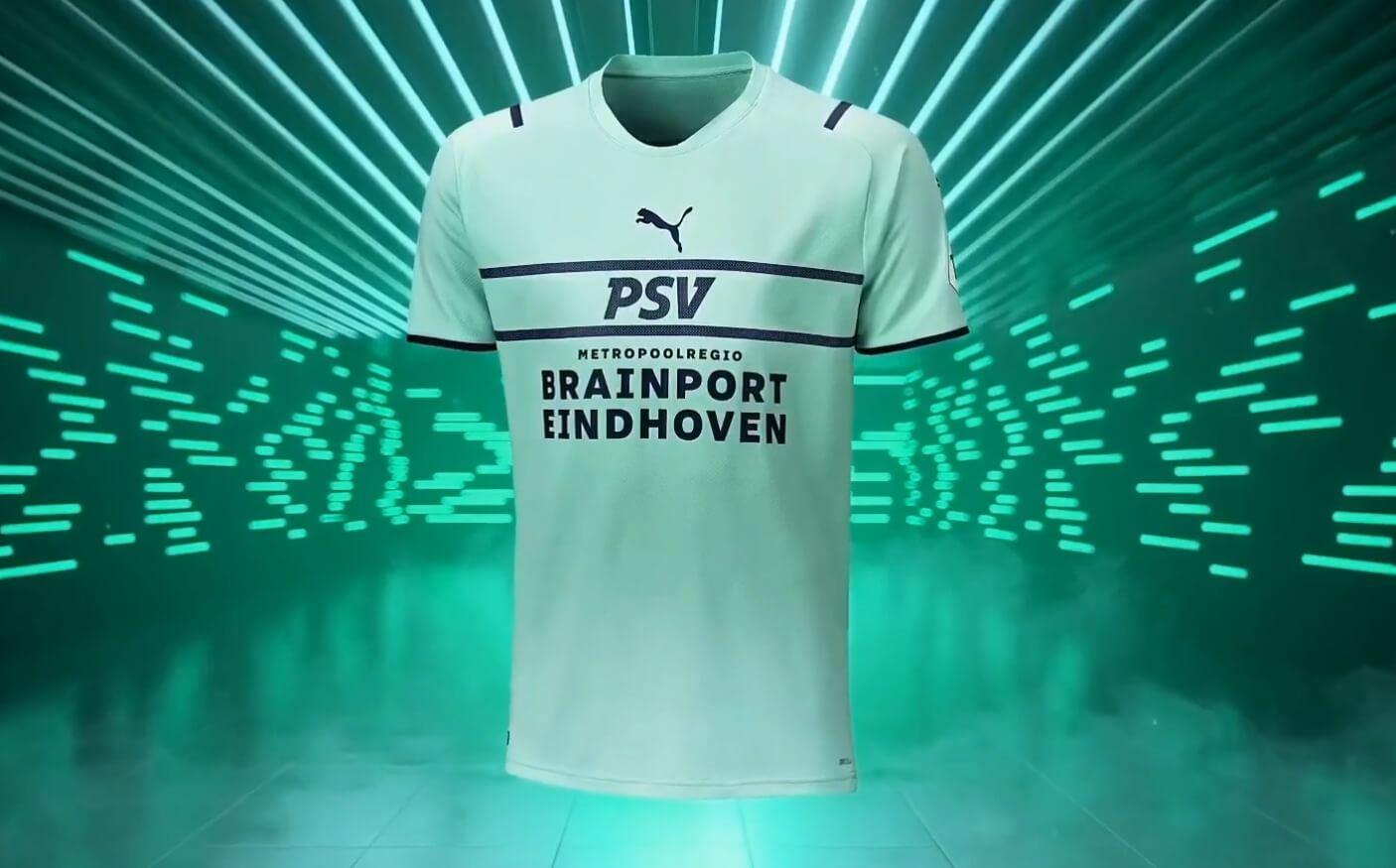 <b>Derde tenue PSV officieel gepresenteerd</b>; image source: Puma
