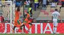 Ivoorkust wint mede dankzij kopbal Ibrahim Sangaré van Algerije